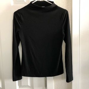 Ribbed Mock Neck
